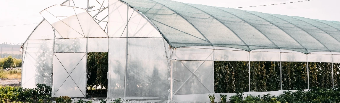Safe And Reliable Glass Greenhouse in Evanston, Illinois