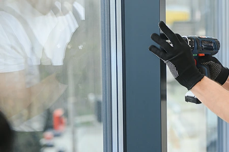 Same Day Glass Repair Car in Evanston, Illinois